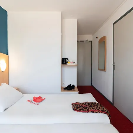 Hotel The Originals City, La Maison De Lise, Mulhouse 3*
